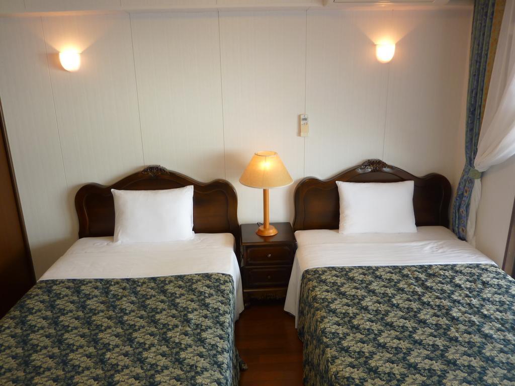 Morimar Resort Hotel Yomitan Habitación foto